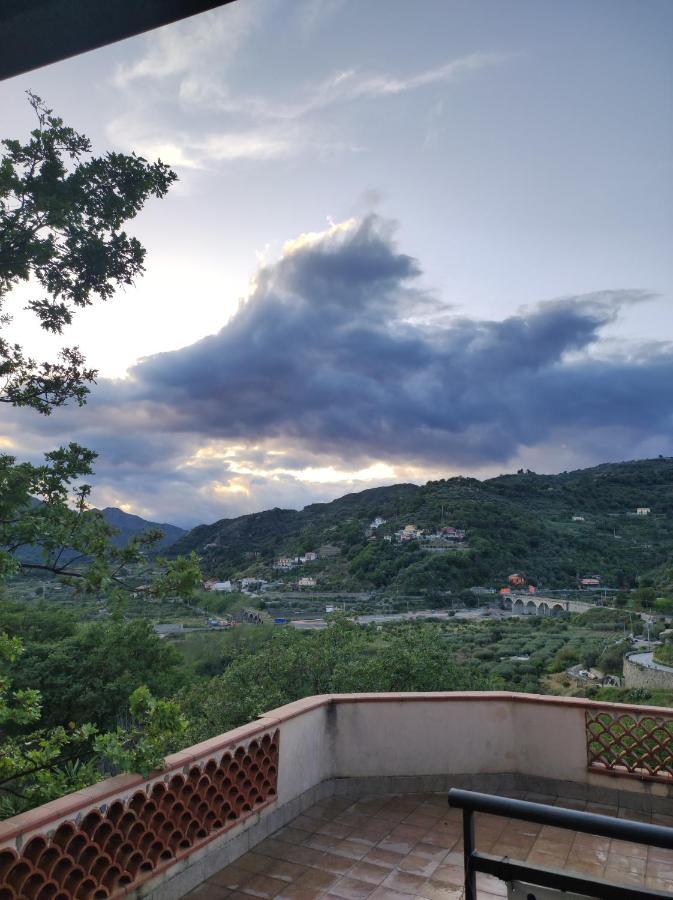 Villa Jewels ,Casa Vacanza Gaggi Exteriér fotografie